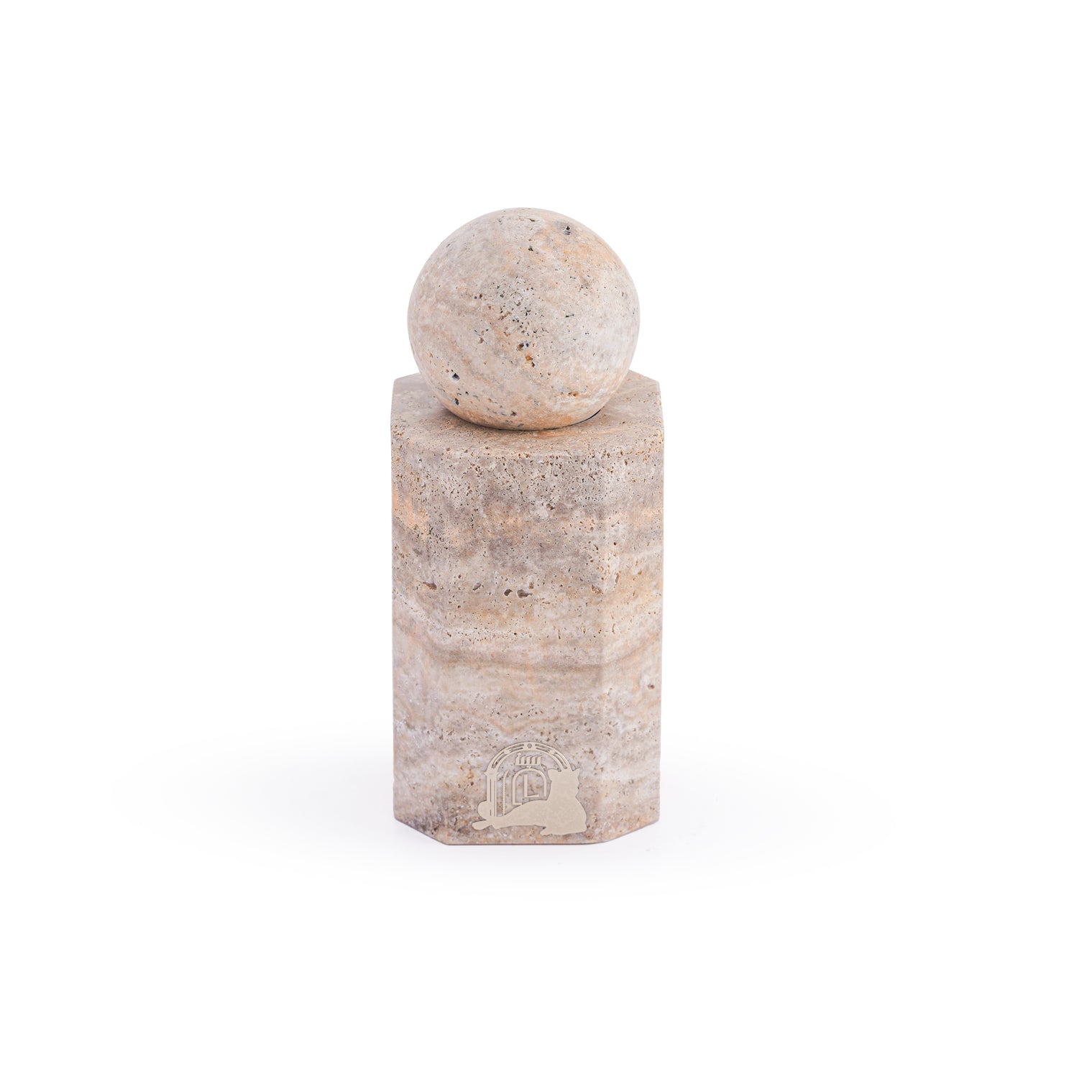 ofra-oud-storage-grey-travertine-Layers Home Decoration
Oud
Storage
Marble
Natural marble
Accessories
Arabic fragrance
Elegance
عود
مخزن للعود
رخام
رخام طبيعي
اكسسوارات
عود عربي
اناقة