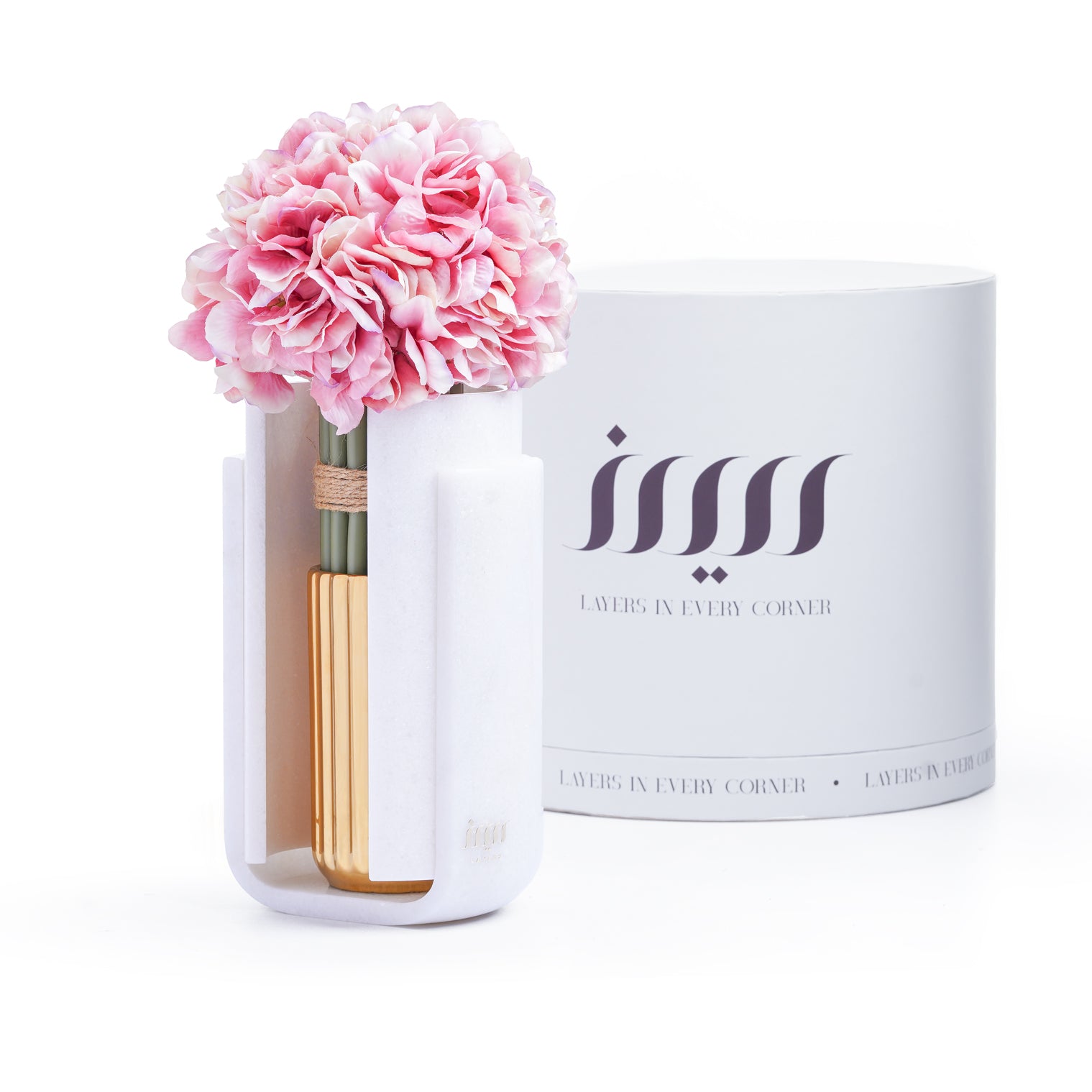 lora-white-vietnam-mable-vase-holder-Layers Home Decoration
Vase holder
Vase
Decor
Home accessories
Natural marble
Luxury
حاملة زهور
مزهرية
ديكور
اكسسوارات منزلية
رخام طبيعي
فخامة