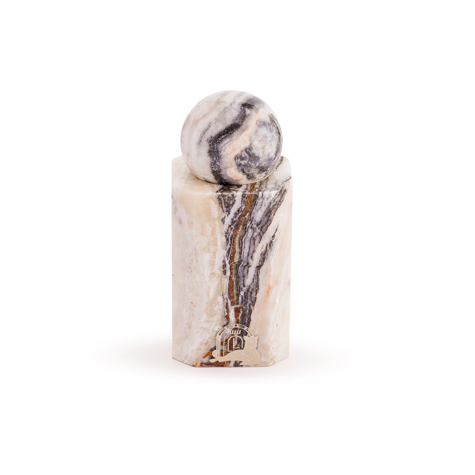copy-ofra-oud-storage-grey-travertine-Layers Home 
Decoration
Oud 
Storage
Marble
Natural marble
Accessories 
Arabic fragrance 
Elegance 
عود
مخزن للعود
رخام
رخام طبيعي
اكسسوارات
عود عربي
اناقة