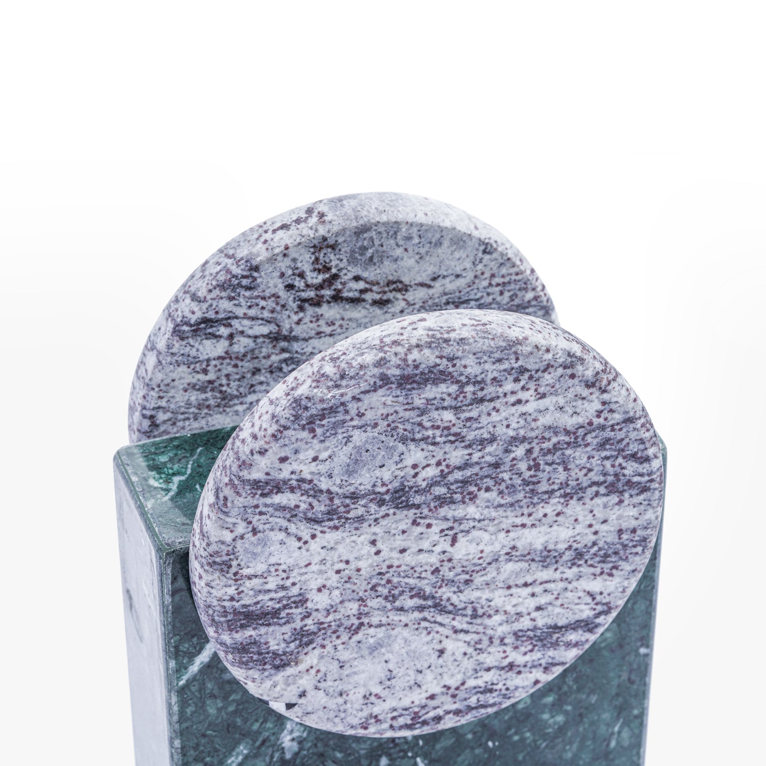 floral-verde-india-marble-vase-large-Layers Home Decoration
Home Accessoires 
Luxury 
Centerpiece 
Customize vase
Natural marble
Decor 
اكسسوارات منزلية
فخامة
مزهرية مخصصة
قطعة مركزية
رخام طبيعي
ديكور