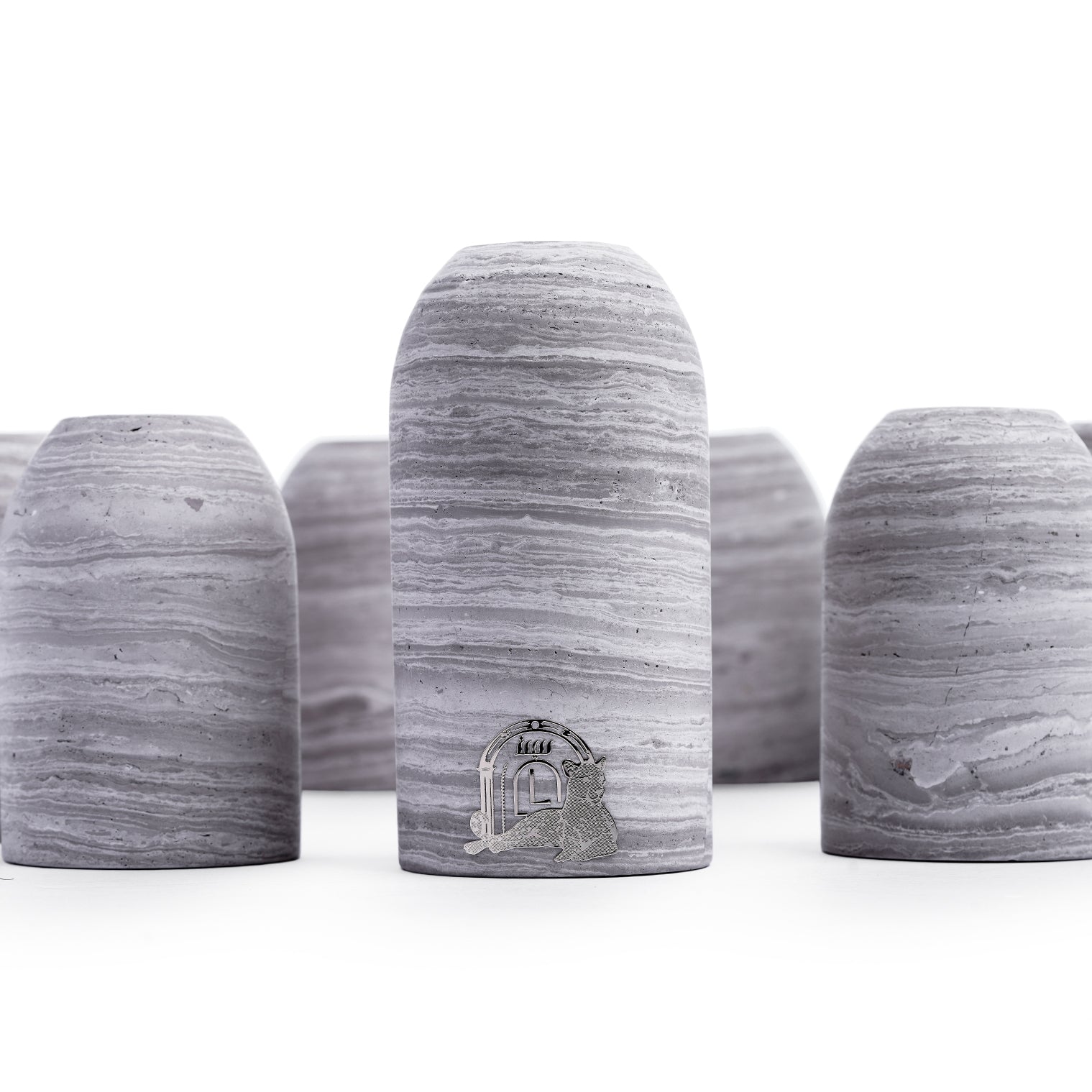 minis-grey-wood-marble-candle-holder-set-of-9-Layers Home Decoration
Candle holder
Vase 
Decor
Home accessories 
Natural marble 
Luxury 
حاملة الشموع
مزهرية
ديكور
اكسسوارات منزلية
رخام طبيعي
فخامة