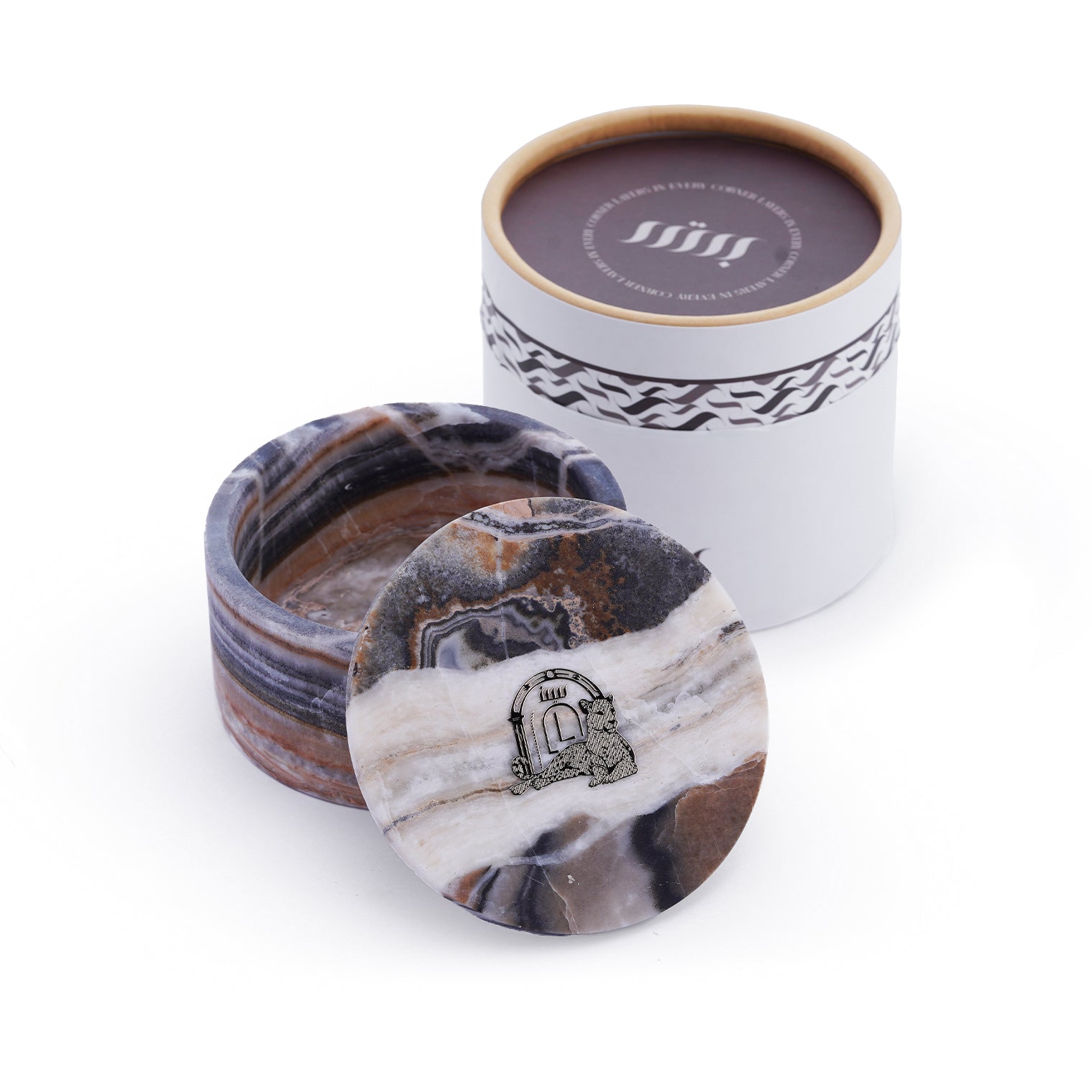 lil-jurrasic-travertine-jar-1-Layers Home Decoration
Home Accessoires 
Bowl
Centerpiece 
Tray 
Natural marble
Decor 
اكسسوارات منزلية
صحن
صينية
قطعة مركزية
رخام طبيعي
ديكور