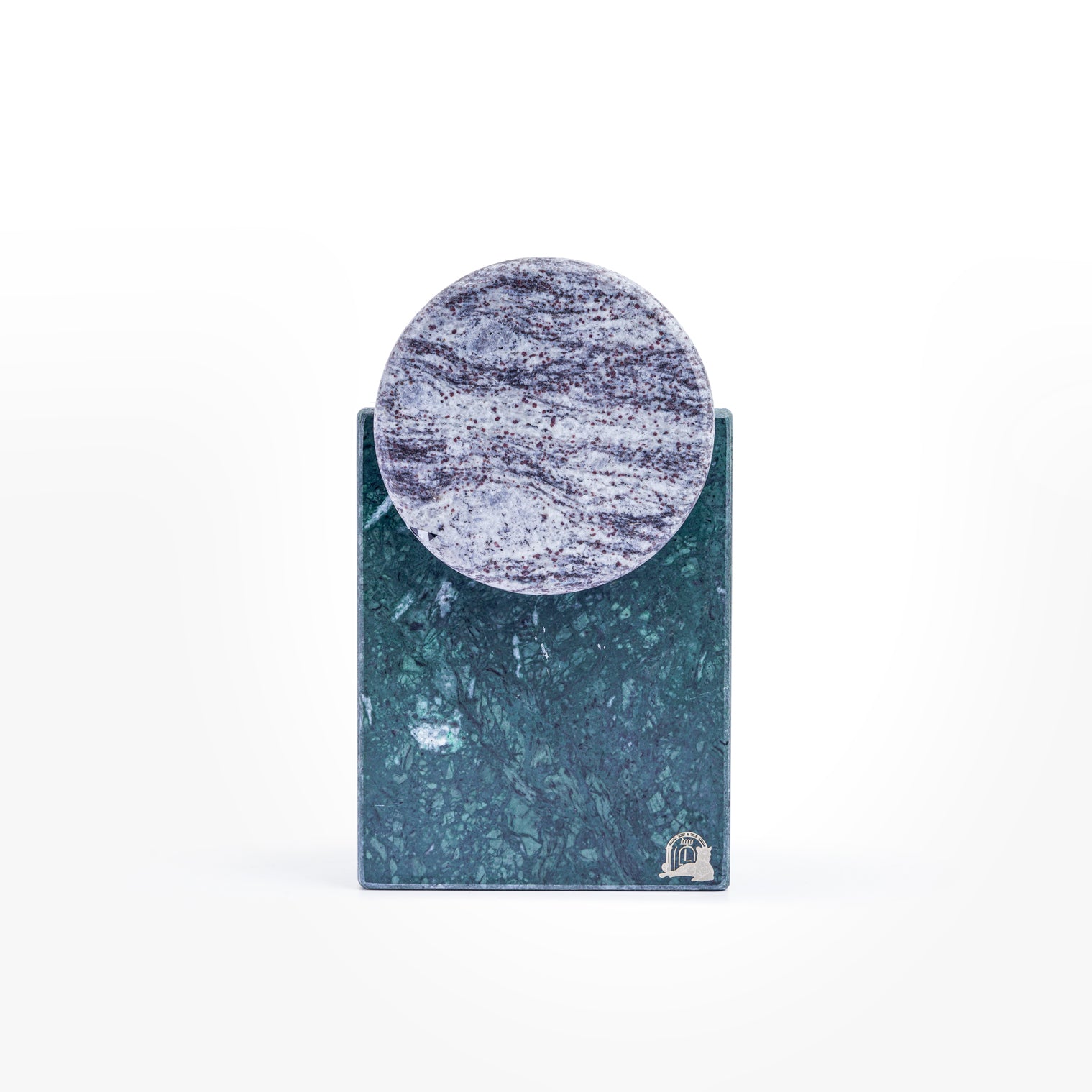 floral-verde-india-marble-vase-large-Layers Home Decoration
Home Accessoires 
Luxury 
Centerpiece 
Customize vase
Natural marble
Decor 
اكسسوارات منزلية
فخامة
مزهرية مخصصة
قطعة مركزية
رخام طبيعي
ديكور